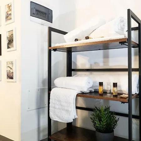 Studio04! - Long Term And Business Apartment