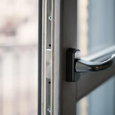 Studio04! - Long Term And Business